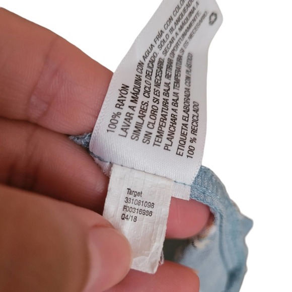 Wild Fable Blue Floral Print Long Sleeve Keyhole Size Small - Picture 4 of 7